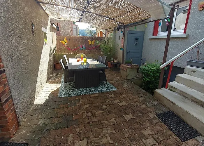 La Traboule Maison De Ville Avec Exterieur